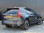 Volvo XC60 2.0 T6 Plug-in hybrid AWD Ultra Dark Luchtvering / Harman & Kardon / 360 camera / Schuif kantel dak /  Elek. trekhaak / Memory / Elek. stoelen /