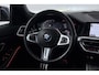 BMW 3-Serie 320i High Executive Edition (STOELVERWARMING, CAMERA, PDC, SFEERVERLICHTING, TREKHAAK AFNEEMBAAR, DEALER ONDERHOUDEN)