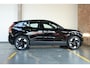 Volvo EX30 Single Motor Extended Range Plus 69 kWh | Semi-Elektrische Wegklapbare Trekhaak | Elektrisch verstelbare en verwarmbare voorstoelen | Adaptieve cruise control | Keyless | Warmtepomp | Verwarmbaar stuurwiel | Google Infotainment | Parkeercamera | Parkeersensoren voor + achter