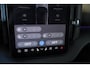 Volvo EX30 Single Motor Extended Range Plus 69 kWh | Semi-Elektrische Wegklapbare Trekhaak | Elektrisch verstelbare en verwarmbare voorstoelen | Adaptieve cruise control | Keyless | Warmtepomp | Verwarmbaar stuurwiel | Google Infotainment | Parkeercamera | Parkeersensoren voor + achter