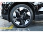 Volvo EX30 Single Motor Extended Range Plus 69 kWh | Semi-Elektrische Wegklapbare Trekhaak | Elektrisch verstelbare en verwarmbare voorstoelen | Adaptieve cruise control | Keyless | Warmtepomp | Verwarmbaar stuurwiel | Google Infotainment | Parkeercamera | Parkeersensoren voor + achter