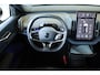 Volvo EX30 Single Motor Extended Range Plus 69 kWh | Semi-Elektrische Wegklapbare Trekhaak | Elektrisch verstelbare en verwarmbare voorstoelen | Adaptieve cruise control | Keyless | Warmtepomp | Verwarmbaar stuurwiel | Google Infotainment | Parkeercamera | Parkeersensoren voor + achter