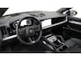 Porsche Cayenne Coupé 3.0 E-Hybrid SportDesign | Burmester 3D | Head-up | Sportuitlaat | Bijrijdersdisplay | Trekhaak | Achterasbesturing | HD Matrix | Panoramadak