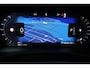 Volvo XC40 2.0 B4 Plus Dark | Trekhaak Semi-elektrisch | Adaptieve Cruise Control | Pilot Assist | Google Infotainment | Verwarmbare voorstoelen | Verwarmbaar stuurwiel | Blind Spot Information System | Verwarmbare voorruit | Parkeercamera | Parkeersensoren voor + achter |