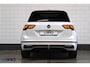Volkswagen Tiguan 1.5 TSI R-Line | Pano Trekhaak IQ.Lights Camera HuD Keyless DCC CarPlay Elek. kofferklep