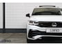 Volkswagen Tiguan 1.5 TSI R-Line | Pano Trekhaak IQ.Lights Camera HuD Keyless DCC CarPlay Elek. kofferklep