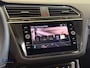 Volkswagen Tiguan 1.5 TSI R-Line | Pano Trekhaak IQ.Lights Camera HuD Keyless DCC CarPlay Elek. kofferklep