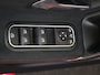 Mercedes-Benz CLA 200 AMG Line / Achteruitrijcamera / Sfeerverlichting /