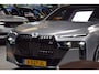 BMW 7-Serie M760e xDrive Navi|Massage|Theater Screen|Auto-Doors|Frozen Deep Grey|Nwp.180.000|BTW