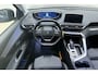 Peugeot 5008 1.2 Turbo 130pk EAT6 Allure | Trekhaak | Camera V+A | 7 pers | Comfort stoelen + Stoelverwarming | led verlichting