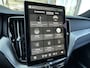 Volvo XC60 2.0 T8 Plug-in hybrid AWD Plus Black Edition Harman-Kardon Premium Sound system, Parkeercamera, Verwarmde stoelen 4X, Eelectr.verstelbare voorstoelen