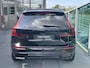 Volvo XC60 2.0 T8 Plug-in hybrid AWD Ultra Black Edition / Pano. dak / Head-up display / Elek. verstelbare stoelen / Voor+achter+stuur verwarmd / Harman kardon / 360 camera / BLIS / Seat memory /