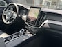 Volvo XC60 2.0 T8 Plug-in hybrid AWD Ultra Black Edition / Pano. dak / Head-up display / Elek. verstelbare stoelen / Voor+achter+stuur verwarmd / Harman kardon / 360 camera / BLIS / Seat memory /
