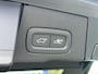 Volvo XC60 2.0 T8 Plug-in hybrid AWD Ultra Black Edition / Pano. dak / Head-up display / Elek. verstelbare stoelen / Voor+achter+stuur verwarmd / Harman kardon / 360 camera / BLIS / Seat memory /