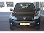 Toyota RAV4 2.2 D4D Linea Sol 1e eigenaar 150899 NAP dealeronderhouden laatste beurt bij 146223 km ECC navigatie 4x4 PDC cv elektrisch pakket ZEER NETTE AUTO!!!!