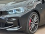 BMW 1-Serie 118i M-Pakket | 19 Inch velgen | Sportstoelen | Cruise | Parkeersensoren | | Cruise control | Keyless entry | Sportstuur