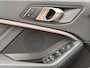 BMW 1-Serie 118i M-Pakket | 19 Inch velgen | Sportstoelen | Cruise | Parkeersensoren | | Cruise control | Keyless entry | Sportstuur