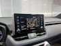 Toyota RAV4 2.5 Hybrid Style Afneembare trekhaak , Winterbanden set met lm velgen , Parkeersensoren , Applecarplay/Android auto , 2 Tone lak