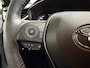 Toyota RAV4 2.5 Hybrid Style Afneembare trekhaak , Winterbanden set met lm velgen , Parkeersensoren , Applecarplay/Android auto , 2 Tone lak