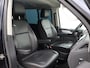 Volkswagen Transporter CARAVELLE 2.0 TDI 204 PK DSG DUBBEL CABINE + CAMERA | CARPLAY | LEDER | 18 INCH | LED | STOELVERWARMING