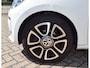 Volkswagen Up! 1.0 move up! BlueMotion Executive Navigatie, nwe distributie, remmen voorzijde en groot onderhoud