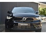 Volvo XC40 Recharge Core | Comfortstoelen | Stoelverwarming | Stuurwielverwarming | Draadloze telefoonlader | Adaptive Cruise Control | Parkeersensoren voor + achter | Parkeercamera |