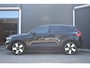 Volvo XC40 Recharge Core | Comfortstoelen | Stoelverwarming | Stuurwielverwarming | Draadloze telefoonlader | Adaptive Cruise Control | Parkeersensoren voor + achter | Parkeercamera |