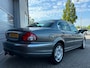 Jaguar X-Type 2.0 V6 Business Edition! Clima! Cruise!