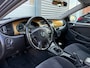 Jaguar X-Type 2.0 V6 Business Edition! Clima! Cruise!