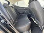 Hyundai i10 1.0 Premium Handgeschakeld / Fabrieksgarantie tot 10-2029 / Stuur en Stoel verwarming / Achteruitrijcamera / Navigatie via Apple Carplay/Android Auto / Cruise control / Airco /