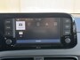 Hyundai i10 1.0 Premium Handgeschakeld / Fabrieksgarantie tot 10-2029 / Stuur en Stoel verwarming / Achteruitrijcamera / Navigatie via Apple Carplay/Android Auto / Cruise control / Airco /