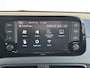 Hyundai i10 1.0 Premium Handgeschakeld / Fabrieksgarantie tot 10-2029 / Stuur en Stoel verwarming / Achteruitrijcamera / Navigatie via Apple Carplay/Android Auto / Cruise control / Airco /