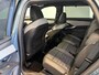 Peugeot 5008 1.6 Plug-in Hybrid 195 GT 7p l Camera l Apple carplay & android auto l Panoramadak l Stoelmassage |