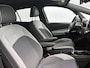 Volkswagen ID.3 First Plus 58 kWh | SoH 91% | Stoel en Stuurverwarming | Camera | Parkeersensoren | Apple Carplay / Android Auto | Airco | Navigatie