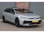 Volkswagen Passat Variant 1.5 eHybrid R-Line Edition | ACC | Panoramadak | Harman&Kardon | Massage | HUD | Trekhaak | iQ.Light | Stoelverwarming V+A | Zonnerollo's |