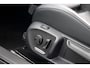 Volkswagen Passat Variant 1.5 eHybrid R-Line Edition | ACC | Panoramadak | Harman&Kardon | Massage | HUD | Trekhaak | iQ.Light | Stoelverwarming V+A | Zonnerollo's |