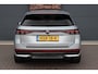 Volkswagen Passat Variant 1.5 eHybrid R-Line Edition | ACC | Panoramadak | Harman&Kardon | Massage | HUD | Trekhaak | iQ.Light | Stoelverwarming V+A | Zonnerollo's |