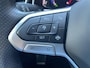 Volkswagen T-Roc 1.5 TSI R-Line Edition *Automaat*Navi via Carplay*Camera*Schuif/kanteldak*Climate Control*Adapt. Cruise Control*LM.Velgen*Zeer nette auto!