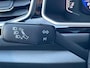 Volkswagen T-Roc 1.5 TSI R-Line Edition *Automaat*Navi via Carplay*Camera*Schuif/kanteldak*Climate Control*Adapt. Cruise Control*LM.Velgen*Zeer nette auto!