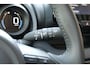 Toyota Yaris 1.5 Hybrid Dynamic Automaat | Apple CarPlay & Android Auto | Achteruitrijcamera | 4,2” digitaal instrumentenpaneel ‘Binocular’ | Ramen, elektrisch bedienbaar voor en achter | Smart Entry met startknop