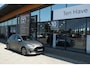 Toyota Yaris 1.5 Hybrid Dynamic Automaat | Apple CarPlay & Android Auto | Achteruitrijcamera | 4,2” digitaal instrumentenpaneel ‘Binocular’ | Ramen, elektrisch bedienbaar voor en achter | Smart Entry met startknop