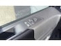 Peugeot e-Expert EV L3 75 kWh | 16" stalen velgen | Elektrisch bedienbare en verwarmbare buitenspiegels | Elektrische parkeerrem