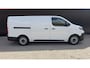 Peugeot e-Expert EV L3 75 kWh | 16" stalen velgen | Elektrisch bedienbare en verwarmbare buitenspiegels | Elektrische parkeerrem