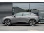 Lynk & Co 02 Core | 1600KG Trekgewicht | Stoelverwarming | Apple CarPlay | Android Auto | Achteruitrijcamera | Panoramadak | Elektrische Achterklep | Keyles Entry | Regensensor |