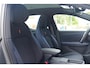 Lynk & Co 02 Core | 1600KG Trekgewicht | Stoelverwarming | Apple CarPlay | Android Auto | Achteruitrijcamera | Panoramadak | Elektrische Achterklep | Keyles Entry | Regensensor |