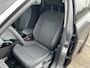 Volkswagen T-Roc 1.5 eTsi Life First Edition Zwenkbare trekhaak / Dodehoek detectie / Stuur en stoelverwarming / 17'' LMV Rijdende demonstratieauto, bezichtiging op afspraak