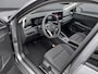 Volkswagen T-Roc 1.5 eTsi Life First Edition Zwenkbare trekhaak / Dodehoek detectie / Stuur en stoelverwarming / 17'' LMV Rijdende demonstratieauto, bezichtiging op afspraak