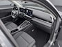 Volkswagen T-Roc 1.5 eTsi Life First Edition Zwenkbare trekhaak / Dodehoek detectie / Stuur en stoelverwarming / 17'' LMV Rijdende demonstratieauto, bezichtiging op afspraak