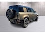 Land Rover Defender 110 P300e Dynamic SE Edition | Panoramadak | Trekhaak | Cold Climate Pack