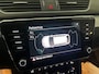 Skoda Superb Combi 1.4 TSI 218pk DSG iV Business Edition · Apple/Android Car Play · Wegklapbare Trekhaak · P-Sensoren · Navigatie · 17'' Inch ·